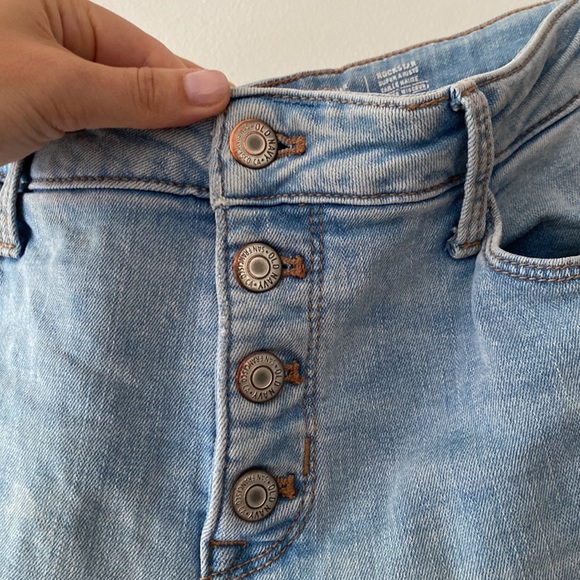 Jeans - Picture 2 of 4